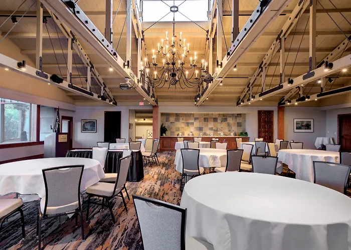 Salishan Coastal Lodge By Scp Hotels